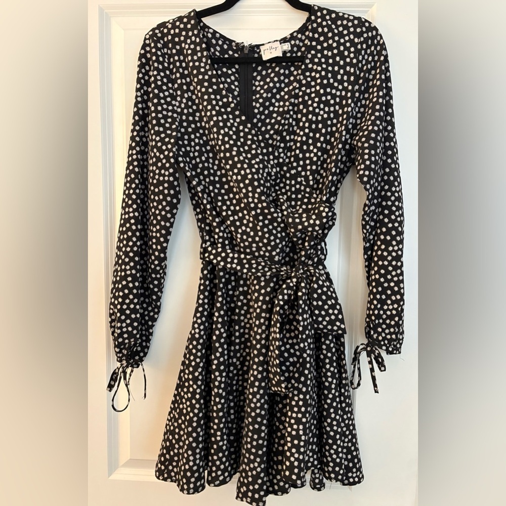 Princess Polly Black and White Patterned Long Sleeve Dress
